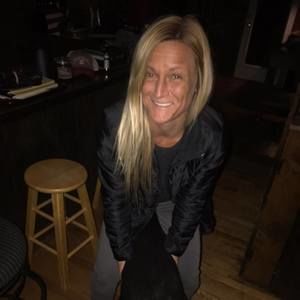 Meet your Posher, Desiree